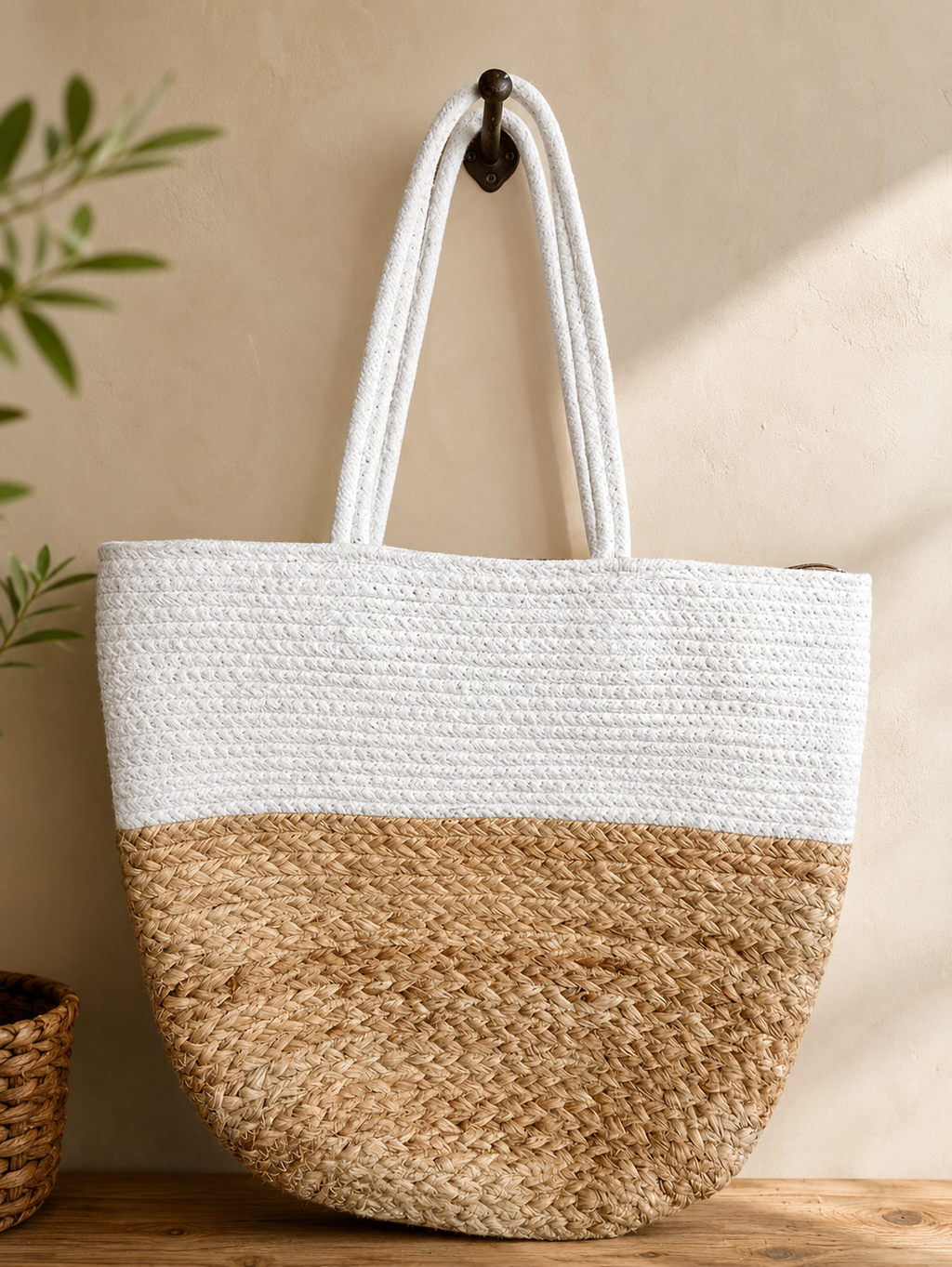 Two-Tone Natural Jute Bag with Zip